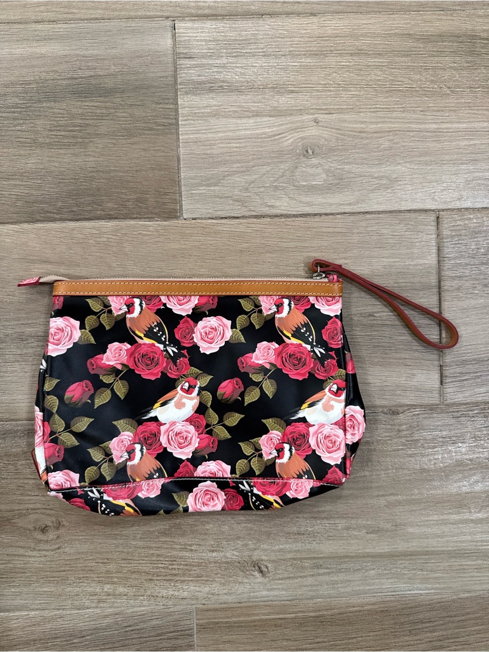 Cavalcanti Leather Cosmetics Wristlet Pouch Bag